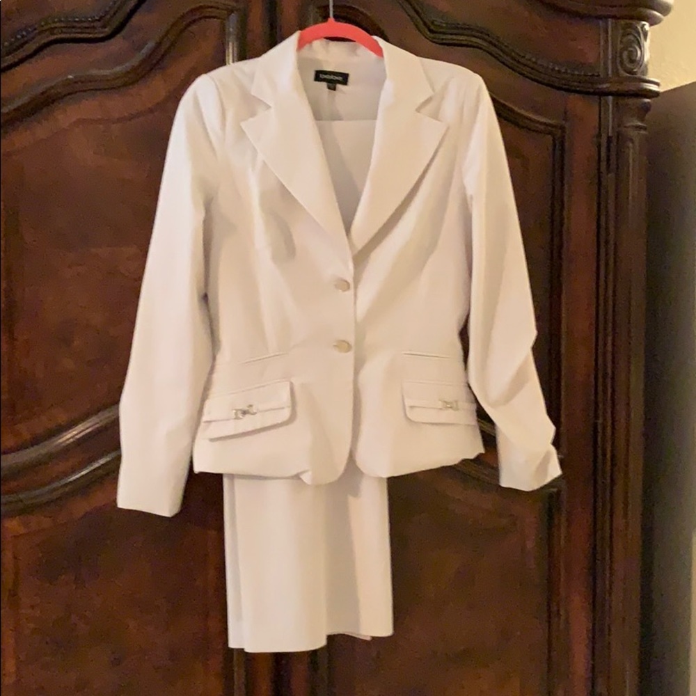 Suit